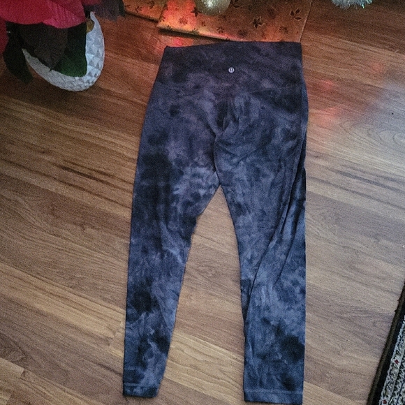 lululemon athletica Dark Gray Cropped Pants - Picture 5 of 7